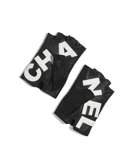 chanel cruise 2018 gloves|Gloves .